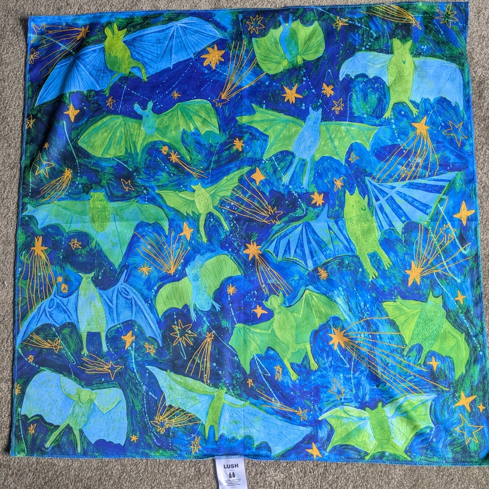 Lush Bat Mates Knot Wrap